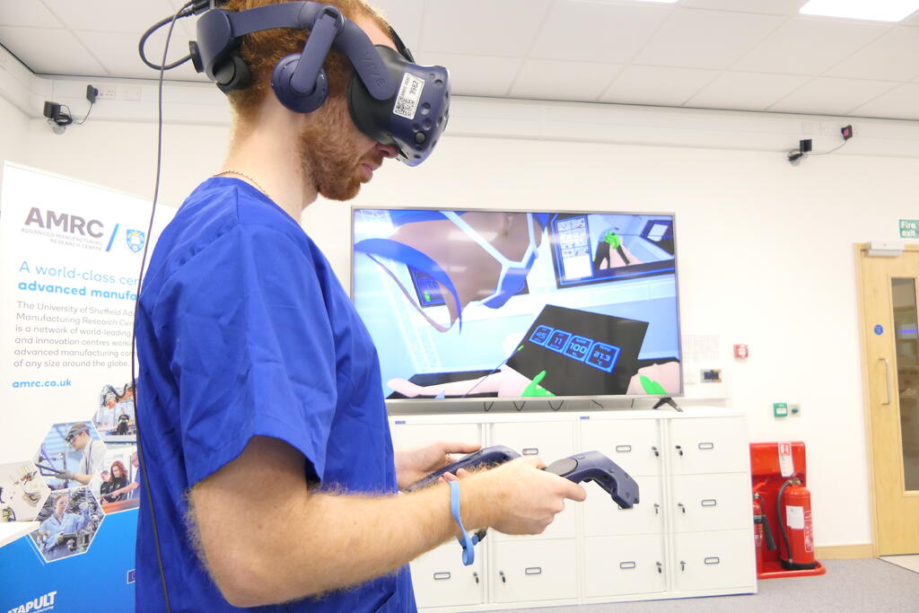 A virtual reality digital twin is demonstrated in the AMRC’s Digital Operating Theatre.