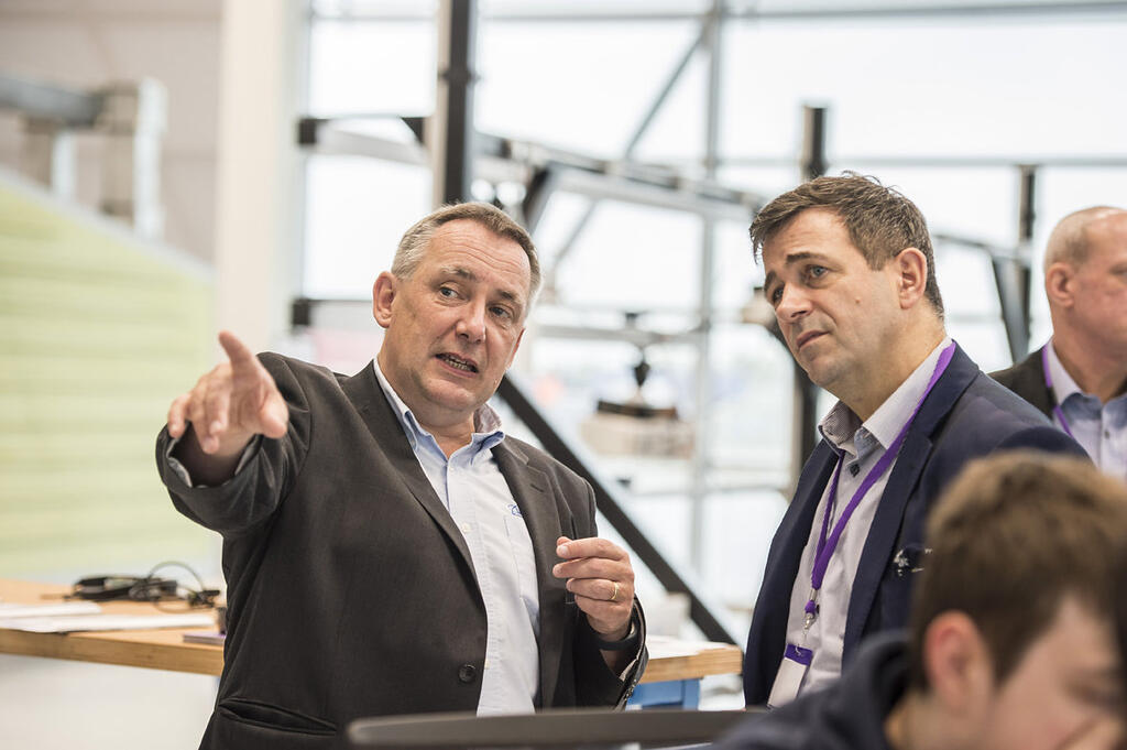 Professor Scott with Juergen Maier during a visit to the AMRC.