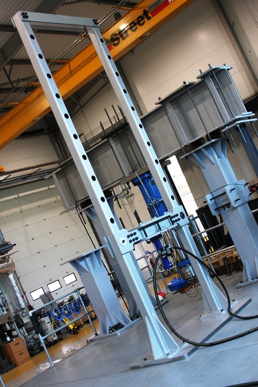 The bespoke five metre tall daylight test rig on the strong floor at the AMRC Advanced Structural Testing Centre.